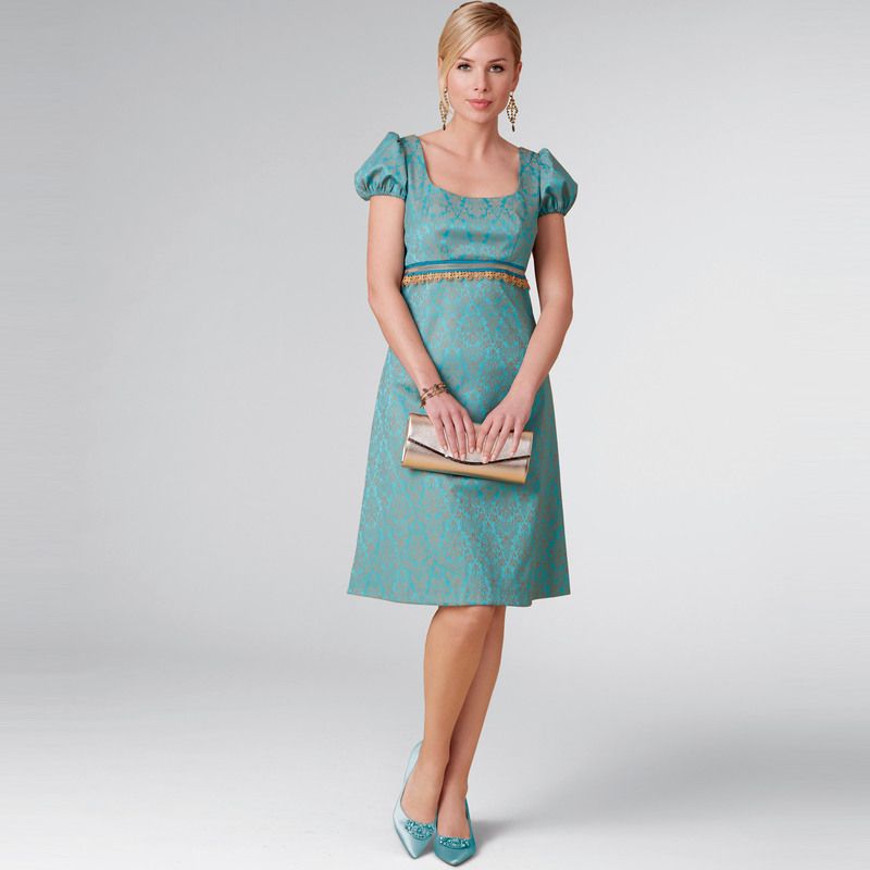 Patron New Look 6705 - Robe avec taille empire, variations de longueurs et de manches