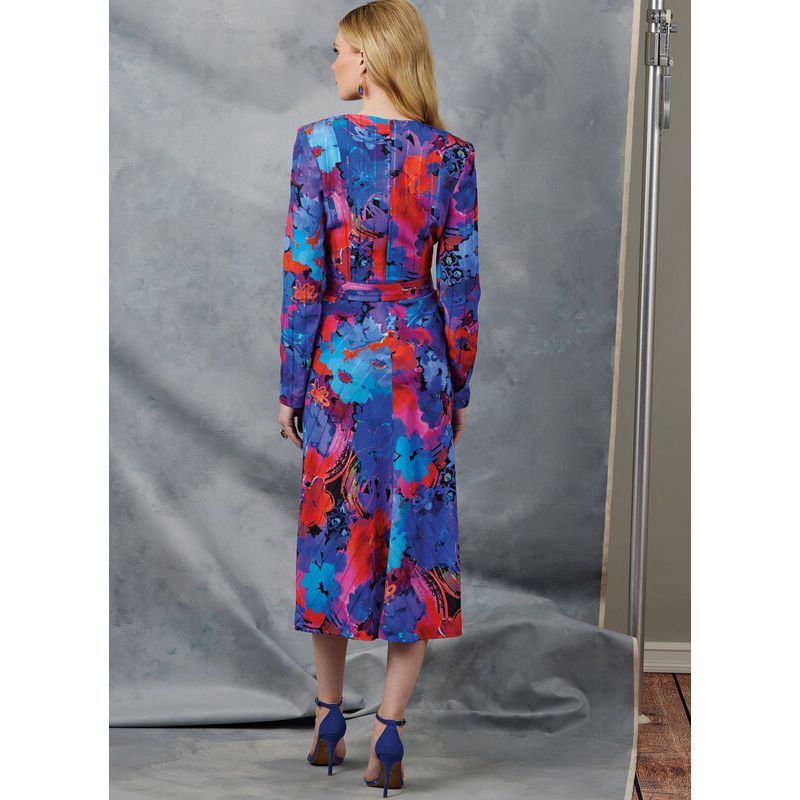 Patron Vogue 2043 U5 (44-52) - Robe drapée avec ceinture