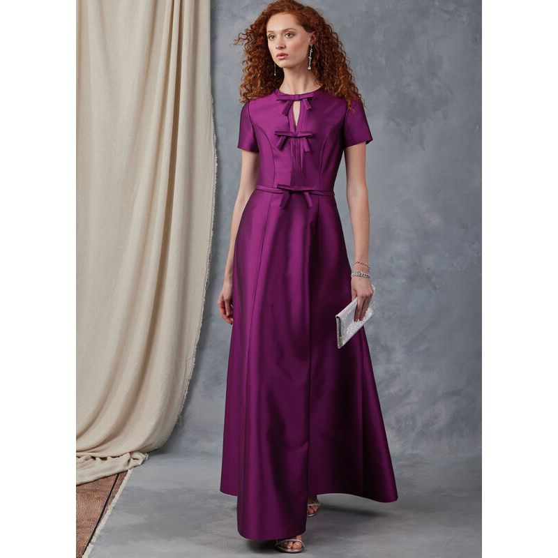 Patron Vogue 2044 Y5 (46-54) - Robe Fit-and-Flare avec Variations de Manches