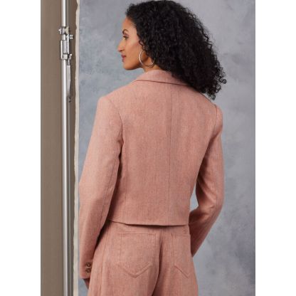 Patron Vogue 2053 R5 (42-50) - Veste à double boutonnage avec épaulettes 2