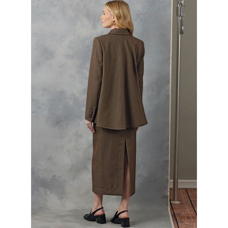 Patron Vogue 2056 Y5 (46-54) - Ensemble veste doublée et jupe fuselée