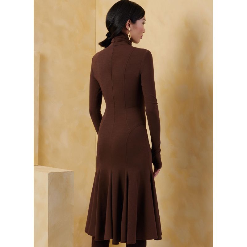 Patron Vogue 2064 U5 (44-52) - Robe en maille pour femme