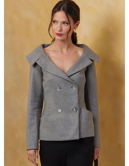 Patron Vogue 2073 Y5 (46-54) - Veste pour femme avec variations de manches