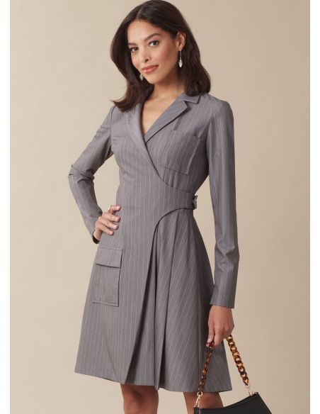Patron McCall's 8528.Y5 - Robe blazer élégante