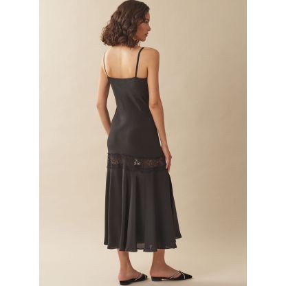Patron McCall's 8535.AA - Chemise de nuit et robe pour femme 2