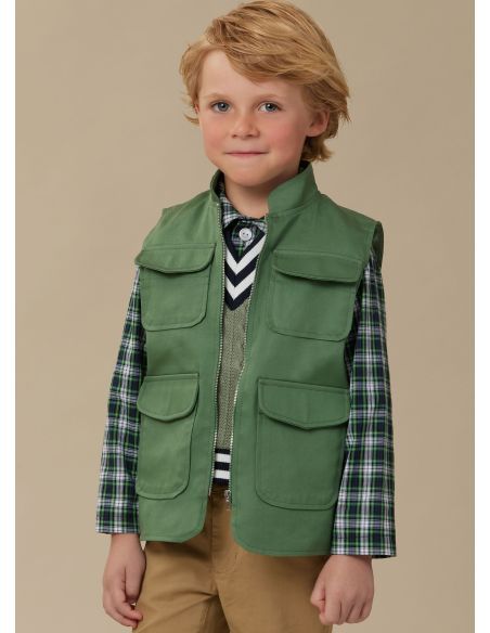 Patron McCall's 8537.K5 - Gilets, haut et chemise pour enfants et garçons