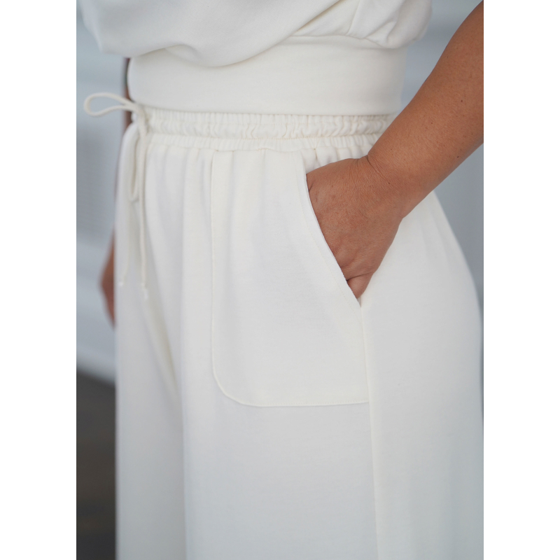 Patron Simplicity 9929.AA (32-50) -  Ensemble détente avec top drapé et pantalon large