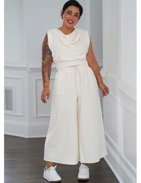 Patron Simplicity 9929.BB (48-66) -  Ensemble détente avec top drapé et pantalon large
