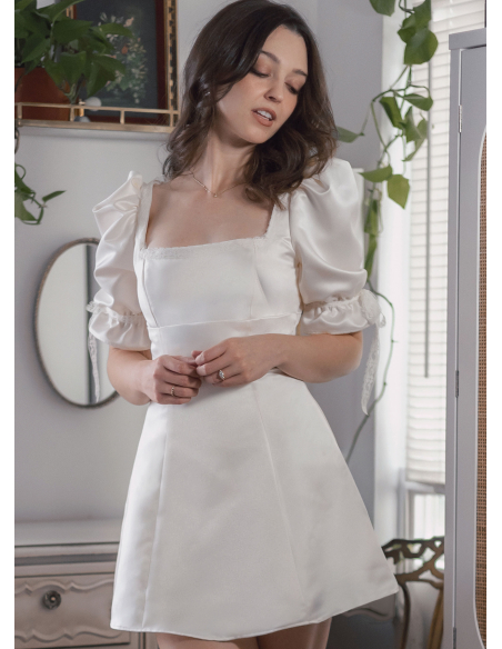 Patron McCall's 8550.U5 (44-52) - Robe évasée