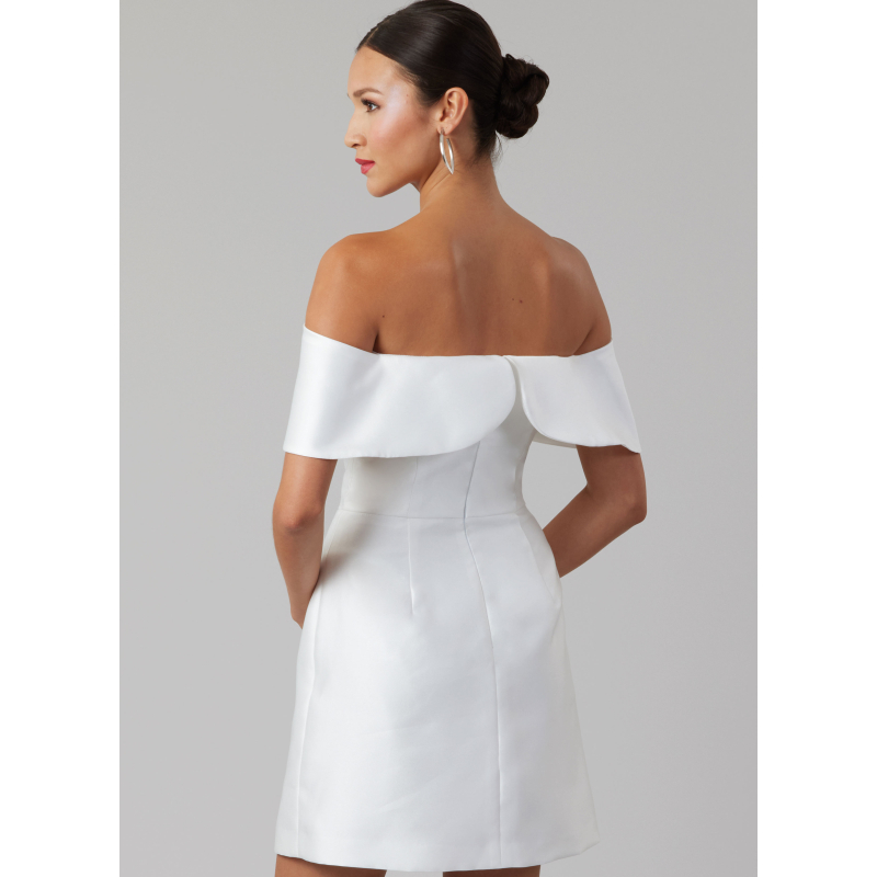 Patron McCall's 8554.Y5 (46-54) - Robes avec nœud bustier