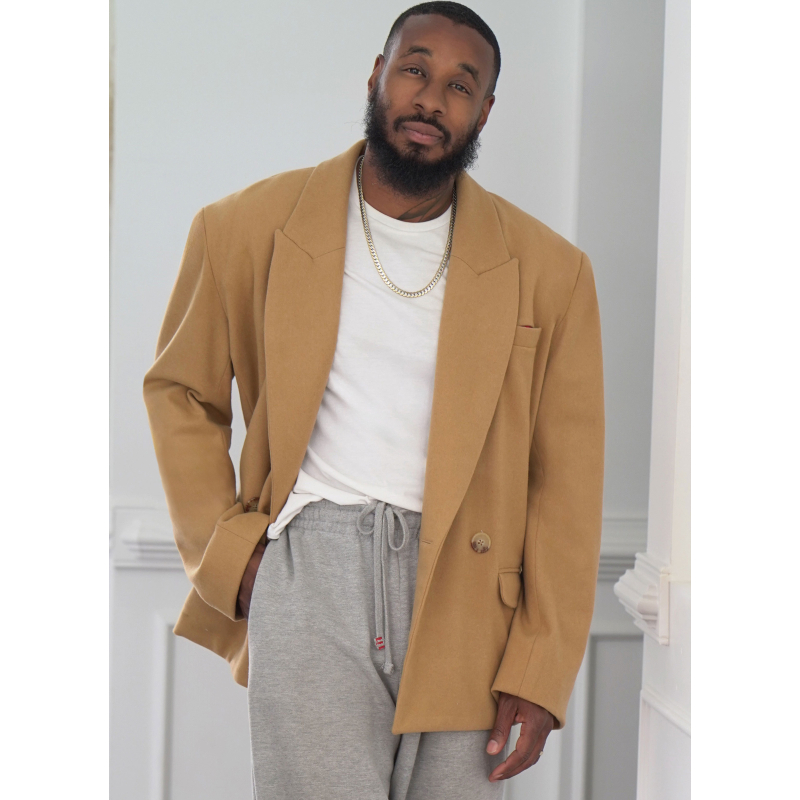 Patron KnowMe 2118.BB (56-64) - Veste oversize croisée avec détails raffinés
