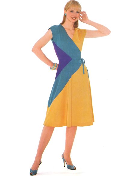 Patron Vogue 2100/H5 (34-42) - Robe portefeuille vintage ajustée à deux couleurs