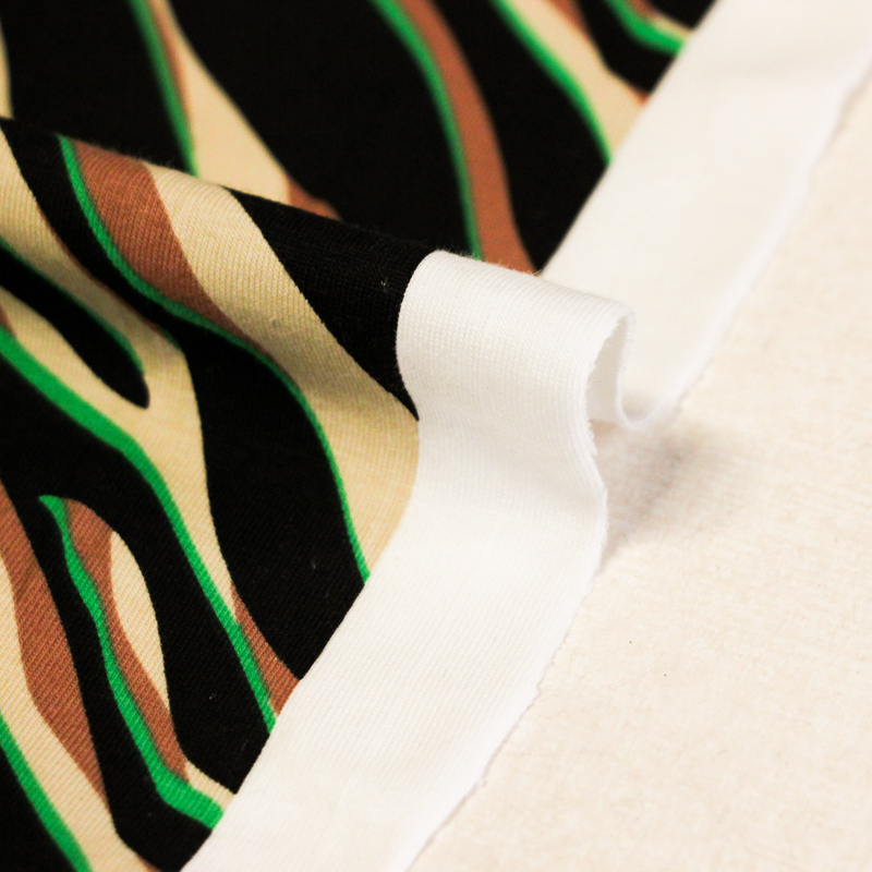 Jersey coton peigné & élasthanne – Zèbre noir, beige & vert