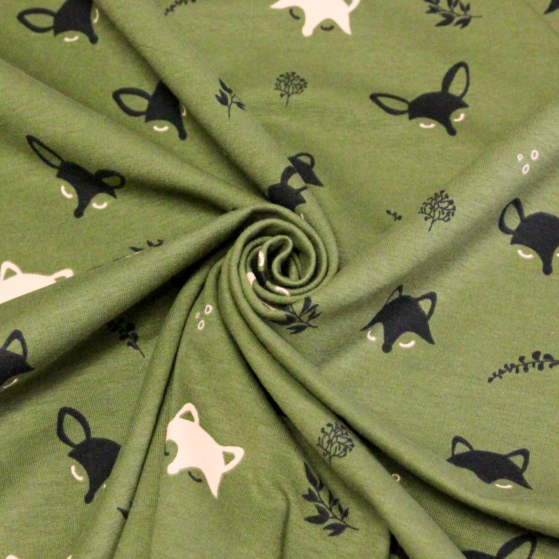 Molleton gratté - Renard noir & beige fond vert