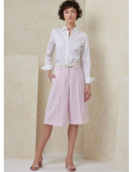 Patron Vogue 2115/Y5 (46-54) - Short large taille haute deux longueurs