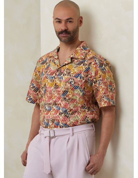 Patron Vogue 2120 AA (46-54) - Ensemble homme chemise ample, short ou pantalon et ceinture