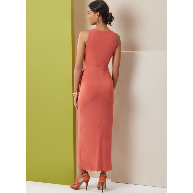 Patron Butterick 7040 Y5 (46-54) - Robe cache-coeur sans manches