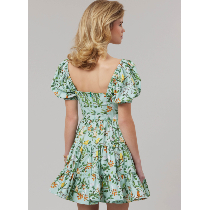 Patron McCall's 8575.Y5 (46-54) - Robe taille empire froncée et manches courtes 2