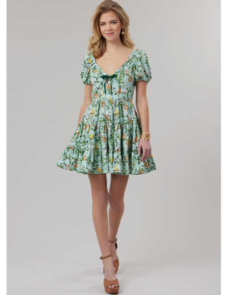 Patron McCall's 8575.Y5 (46-54) - Robe taille empire froncée et manches courtes