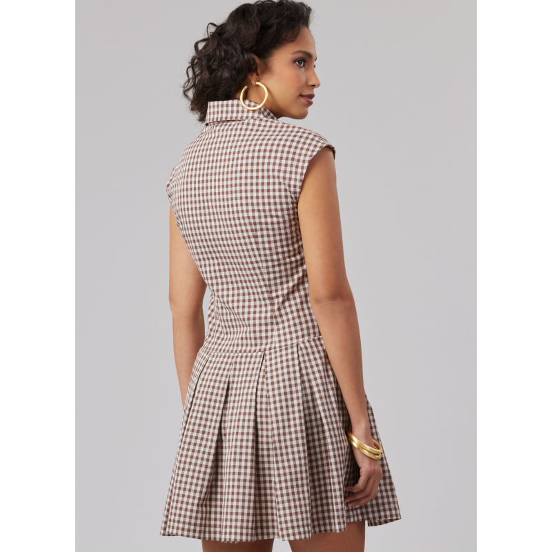 Patron McCall's 8576.H5 (34-42) - Robe taille basse à plis box & manches variées