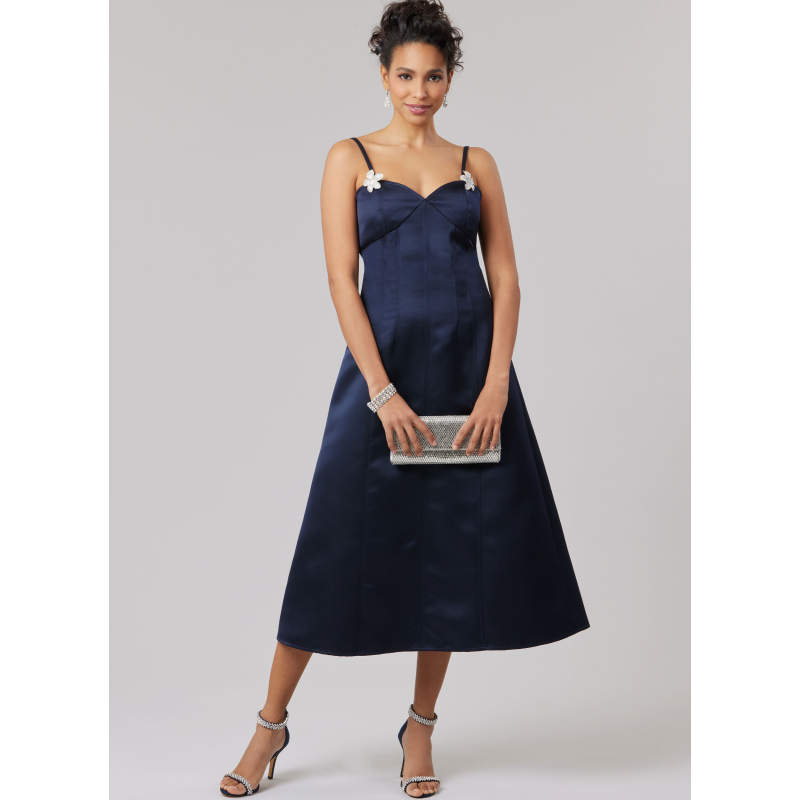 Patron McCall's 8577.Y5 (46-54) - Robe ajustée à manches variées et encolure v