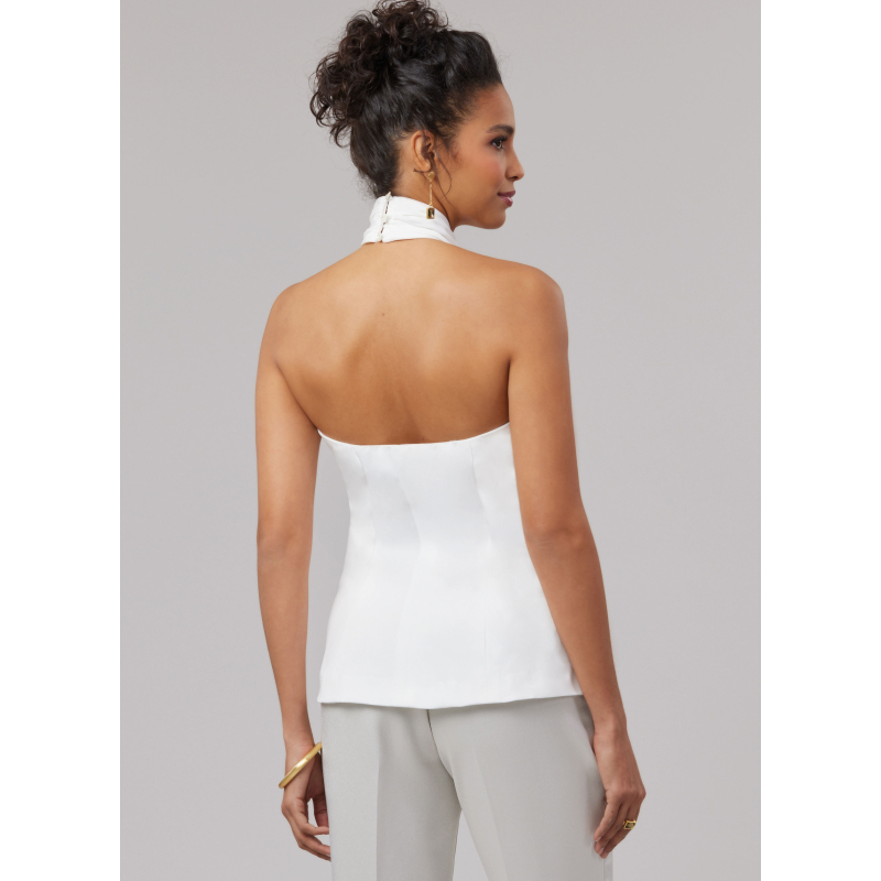 Patron McCall's 8579.Y5 (46-54) - Top halter noué devant boutonné chic