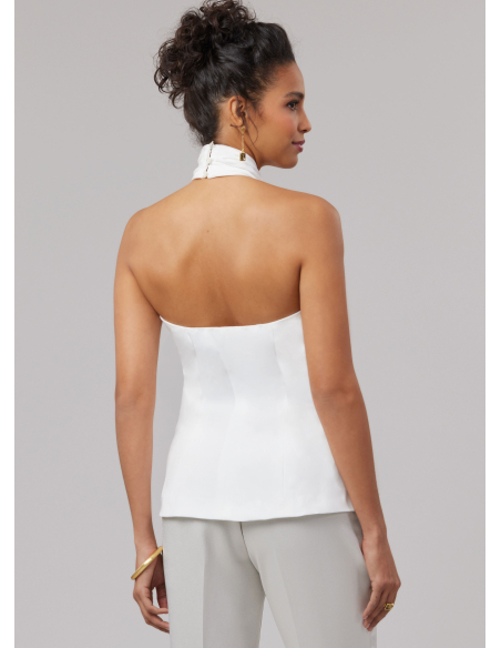 Patron McCall's 8579.Y5 (46-54) - Top halter noué devant boutonné chic