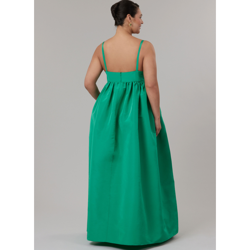 Patron McCall's 8581.W3 (58-66) - Robe taille empire sweetheart à bretelles