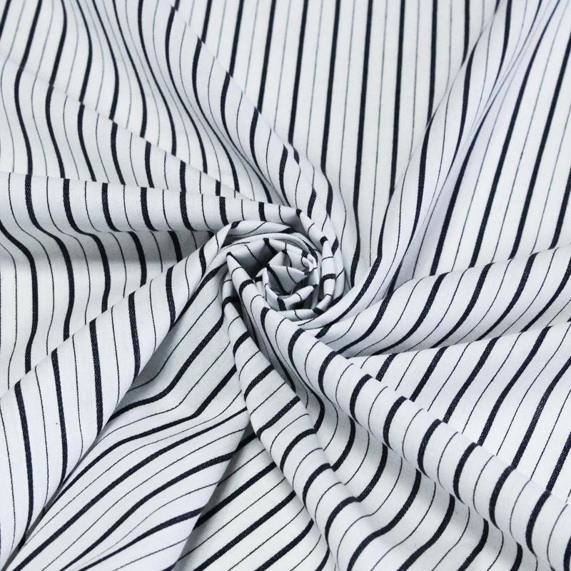 Popeline 100% coton - Rayure alternée bleu marine