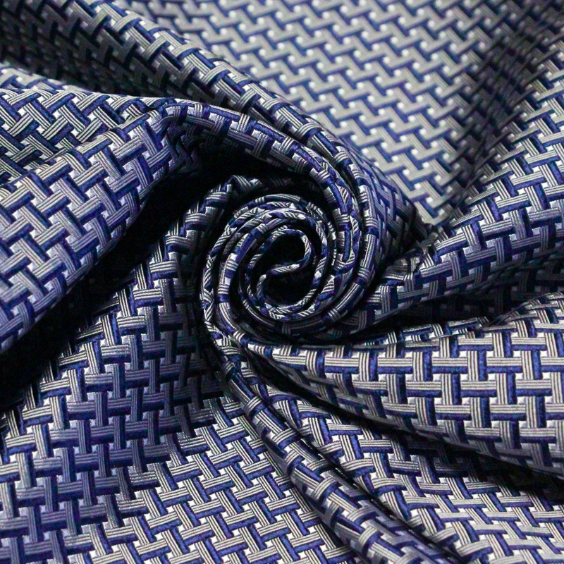 Jacquard 100% soie - Entrelacs bleu marine et gris