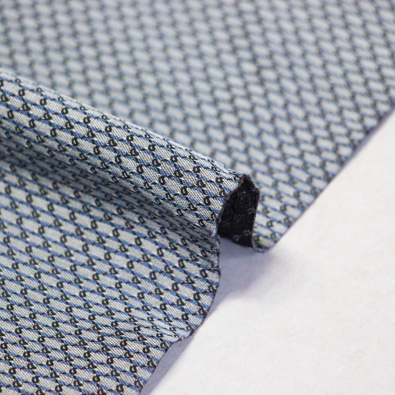 Jacquard 100% soie - Cachemire blanc fond marron