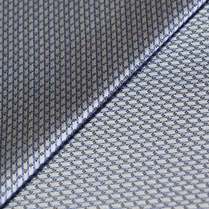 Jacquard 100% soie - Cachemire blanc fond marron