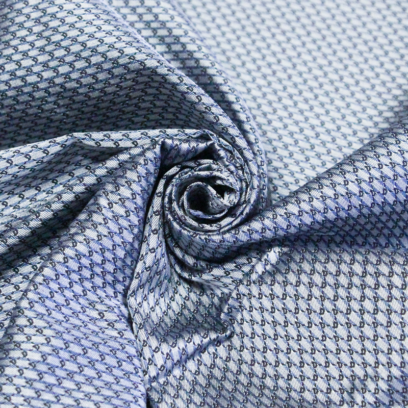 Jacquard 100% soie - Cachemire blanc fond bleu