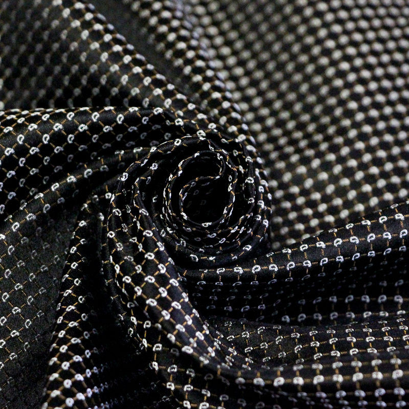 Jacquard 100% soie - Cachemire blanc fond noir