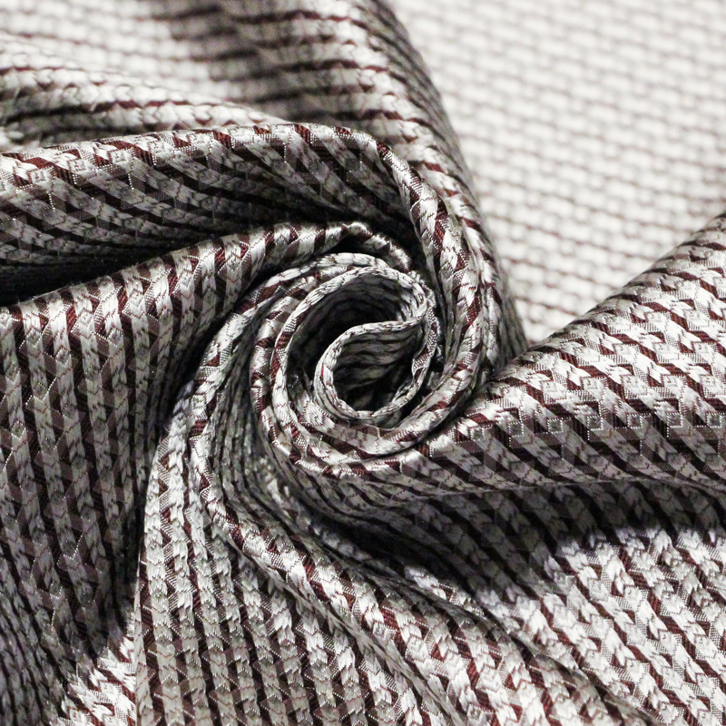 Jacquard 100% soie - Entrelacs blanc et bordeaux