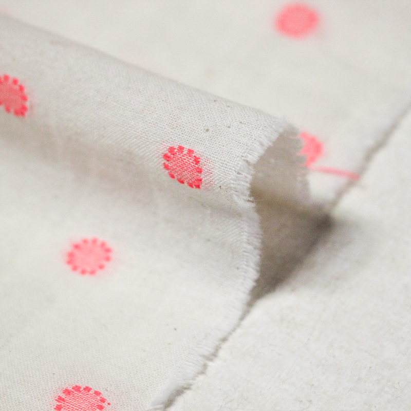 Toile de coton brodée - Cercle pointillé rose fluo