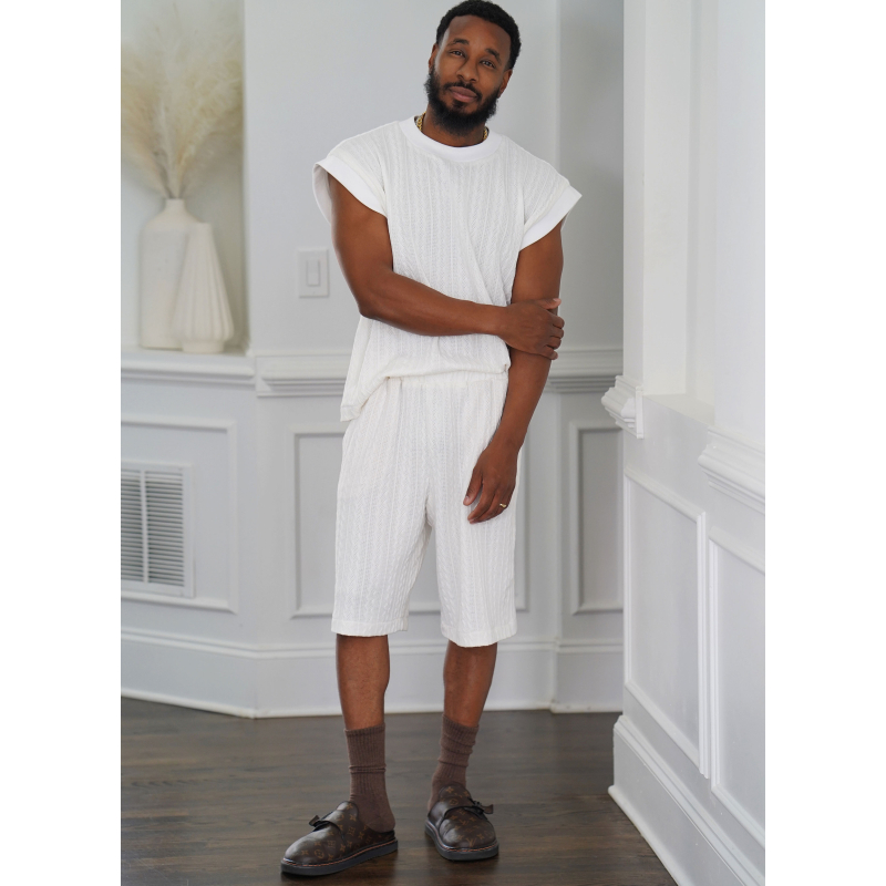 Patron KnowMe 2130.A (46-64) - Top et Shorts Homme