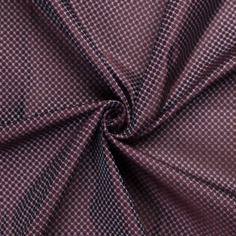 Jacquard 100% soie - Cachemire blanc fond bordeaux