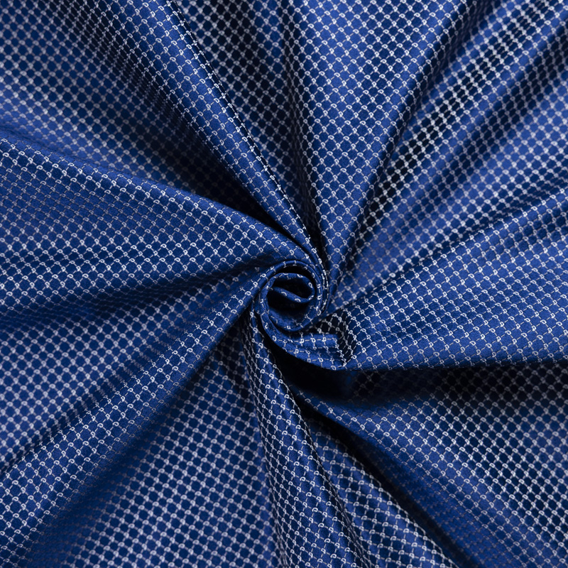 Jacquard 100% soie - Cachemire blanc fond bleu roi