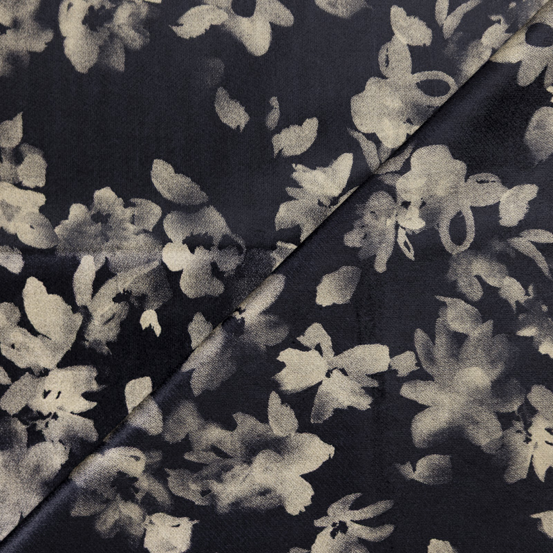 Velours ras coton, viscose & élasthanne - Fleurs beige fond noir