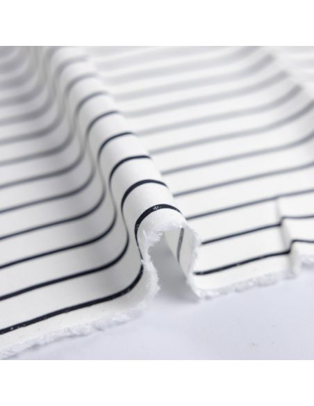 Twill 100% viscose – Rayé noir et écru