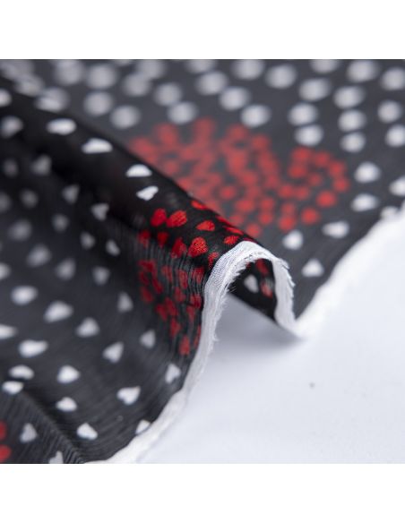 Mousseline crinkle 100% viscose – Cœurs rouges et blancs fond noir