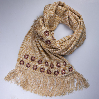 Écharpe 100% soie brodée et perlée – Rosaces perlées beige doré