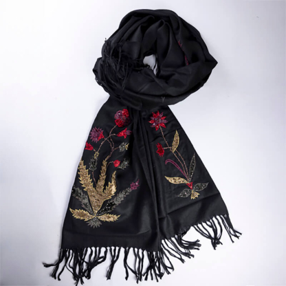 Étole 100% laine brodée perlée – Fleurs noir