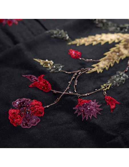 Étole 100% laine brodée perlée – Fleurs noir