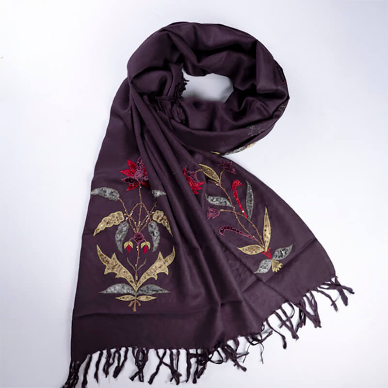 Étole 100% laine brodée perlée – Fleurs prune