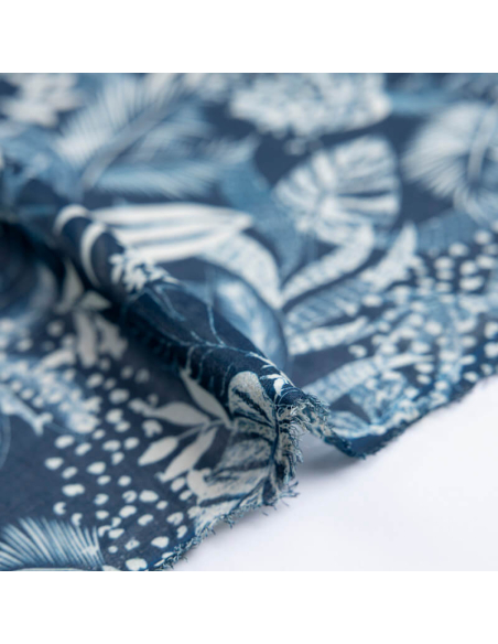 Mousseline – Nuit tropicale fond bleu