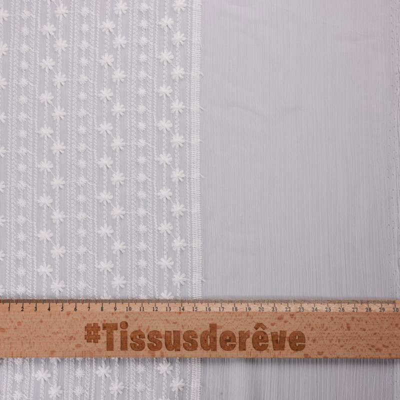 Mousseline crinckle brodée – Fleuri blanc optique