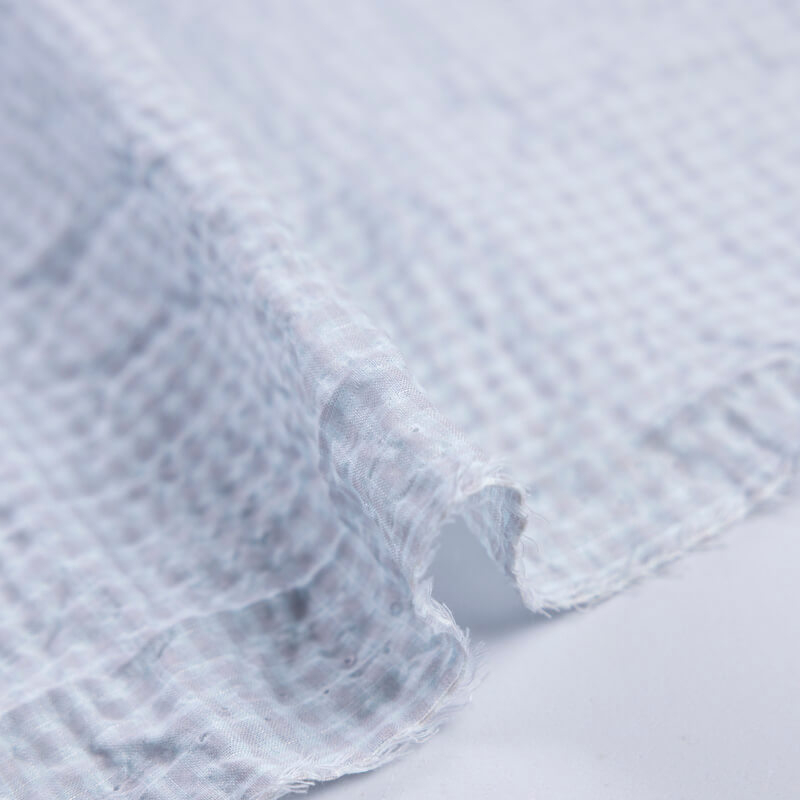 Toile de coton – Carreaux gris & bleu ciel