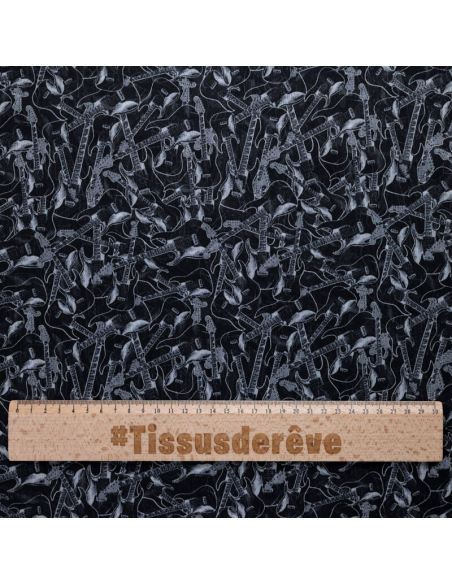 Mousseline crinkle – Guitares blanches fond noir